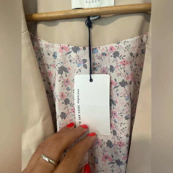 Skies are Blue Curvy Pink Blush Blazer Size 2X NWT. 1242 - Picture 8 of 13